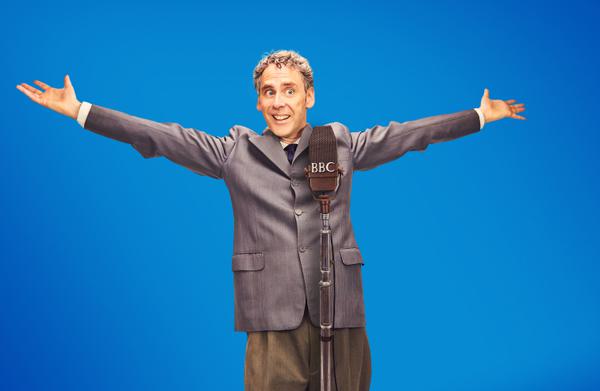 Robert Wilfort as Spike Milligan